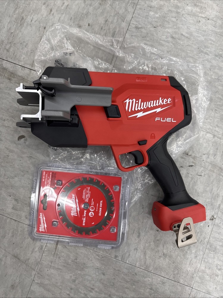 MILWAUKEE 3469-20 M18 FUEL 1/2″-1″ STEEL PIPE CUTTER (TOOL-ONLY)