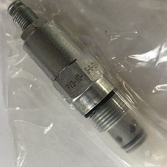 one new For eaton VICKERS threaded cartridge valve RV3-10-S-0-36 #YP1