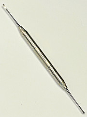 Periosteal Elevator P24G, Sharp / Round Ends, 2.5 mm wide