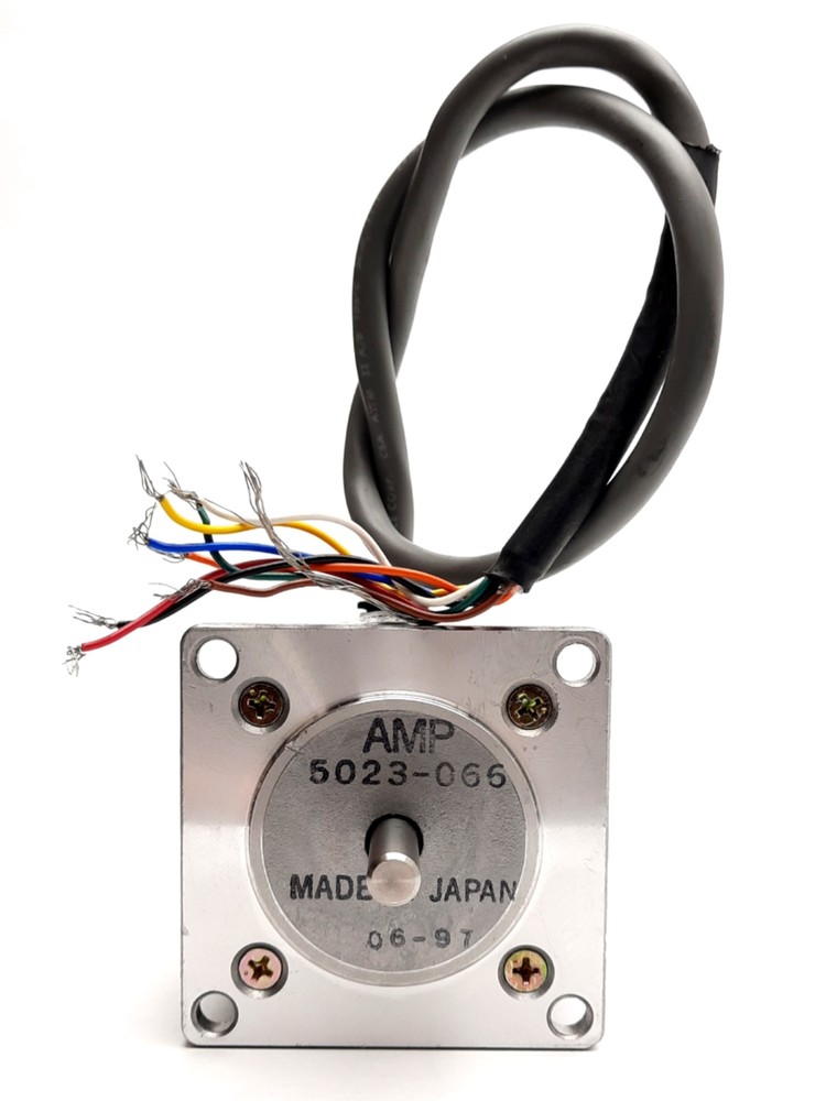 Parker QM-57-51 Compumotor Hybrid-Stepper Motor, 90-130VAC, NEMA 23, 65oz-in
