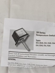 United Electric Temperature Switch: 200° to 425° F B54-109