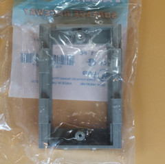 Panduit – T70DB-X – Non-Metallic Surface Raceway – T-70 Device Bracket – ONE – 1