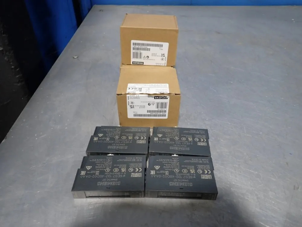 SIEMENS 6ES7132-4BD02-0AA0 LOT OF 4 DIGITAL INPUT MODULE 04220430452