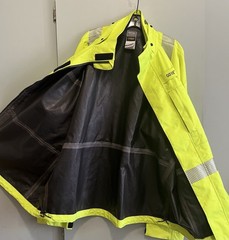 Gore Pyrad FR Rated Waterproof Gortex Hi Viz Linemans Jacket XXL Excellent Cond!