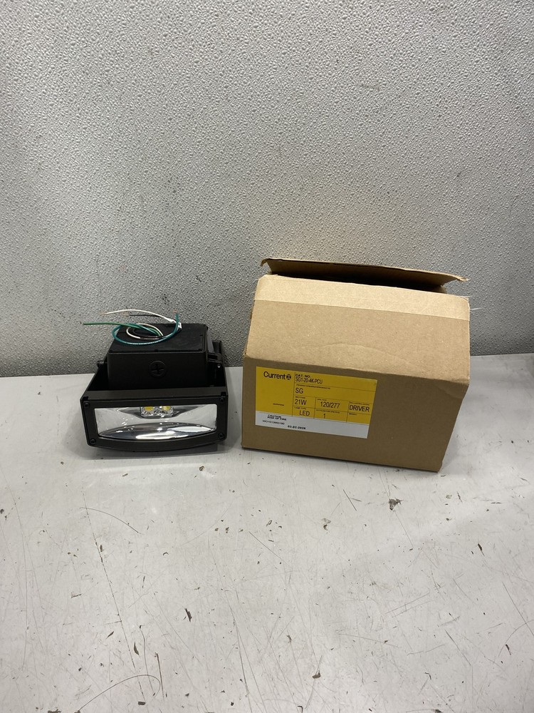 Current SG1-20-4K-PCU 21W 120/277 Volt LED Wallpack Bronze