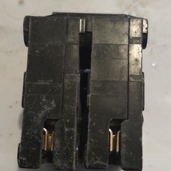Siemens QF 40A 2-Pole Plug-In Circuit Breaker 201-250V Thermal Protection