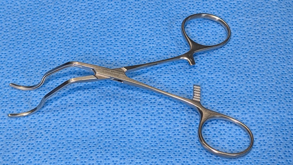 Jarit 320-218 Gregory Profunda Clamp Atraumatic Forceps surgical lifelok pilling