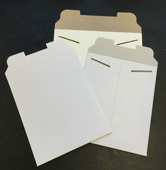 25 7 X 9 White No Bend Paperboard Tab Lock Rigid Photo Document Mailer