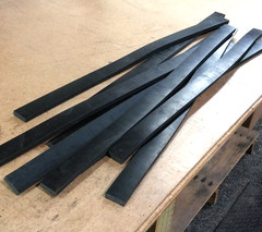 Neoprene Rubber Sheet Solid 1/2″ Thick x 2″ W x 36″ L Rect Strip 60 Duro