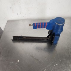 561-15 JOSEF KIHLBERG PNEUMATIC- BOX CLOSING STAPLER [B10B1]
