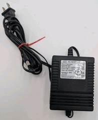 Power Adapter AC DC 5525 30Vdc DC30V 30V 0.5A 500mA Skynet DND-3005-A 17E0300