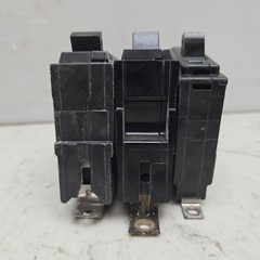 Mixed Lot of 13 Single Pole Circuit Breakers 30A Eaton Cutler Hammer Square D
