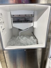 Scotsman (2020) DCE33A-1SSD Air Cooled Full Cube Ice Machine 115V