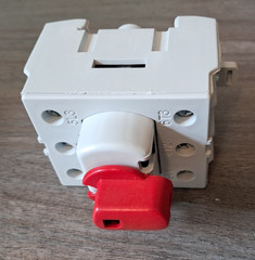 KATKO KU 380N 3‑Pole 80 A Rotary Load Break Switch DIN‑Rail UL/CE NEW