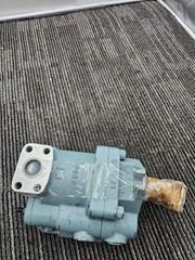 NACHI PVS-1B-16N3-E13 Hydraulic Piston Pump Cast Iron