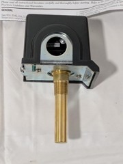 United Electric Temperature Switch: 200° to 425° F B54-109