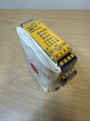 NEW! PILZ 787301 PNOZ X2.8P C Safety Relay