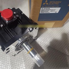 Mitsubishi HF-SP2024B One New HFSP2024B Servo Motor Expedited Shipping