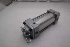 NEW Festo DSNA-N-2 1/2″-4-PPVA-N5-MP2 Standard Cylinder STOCK 5656