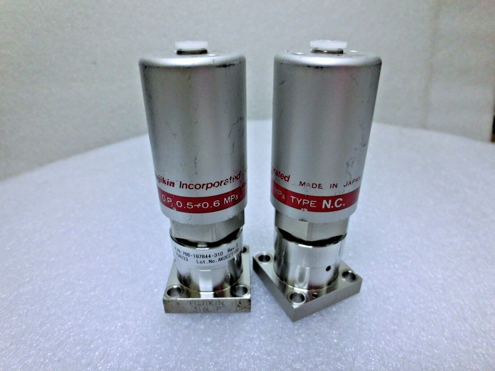 2pc Fujikin 708223 Diaphram Valve,LAM 766-197844-310 Rev C,O.P. 0.5~0.6mPa_96436