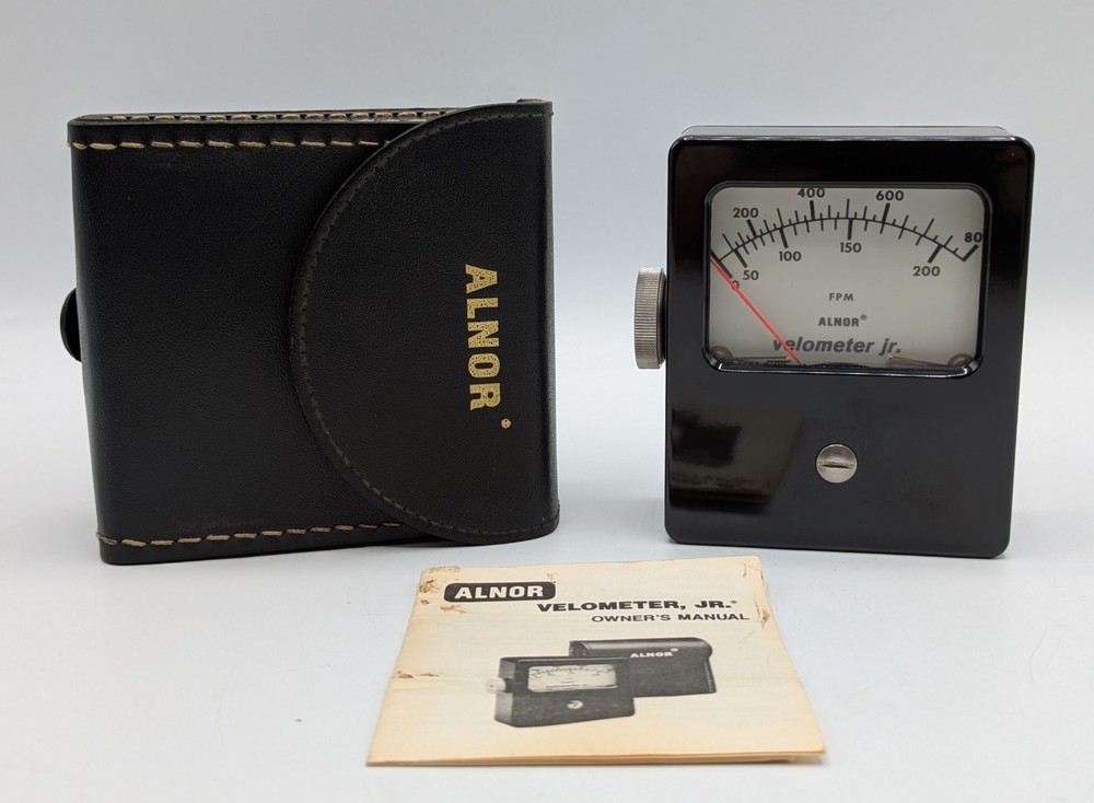 Alnor Velometer Jr Type 8125 Air-Guard with Leather Case
