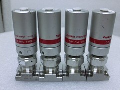 Lot of 4 Fujikin 401180 O.P. 0.5~0.6mPa N.C. Diaphragm Valve,Used,Jp~9930