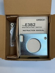 Omron E3B2-D2M4D-US Photoelectric Sensor 24-240v-ac 12-240v-dc