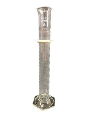 PYREX Glass 100mL Single Metric Certified Class A TD Graduated Cylinder 3062-100