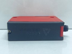 LEUZE LSE 96K/P-1010.1-41 ID 50103218 SENSOR