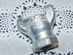 Dixon AM-8 Hose Coupling Air King Universal Coupling Iron Female NPT End 3/4″