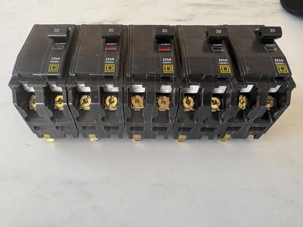 Lot of 5 SQUARE D QO230VH 2P 30A 240V 22K plug in circuit breaker