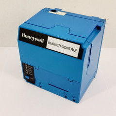 Honeywell RM7895C1012 Flame Safeguard Burner Controller 120V