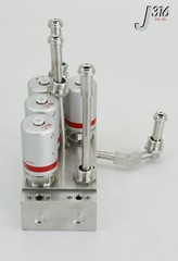 24778 FUJIKIN DIAPHRAGM BLOCK VALVES, TYPE N.C. 0.5~0.6MPA 565736