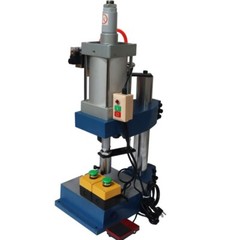 1763Lb/800kg Pneumatic Punch Press Machine 2 Buttons Rated Pressure 0.4-0.7Mpa