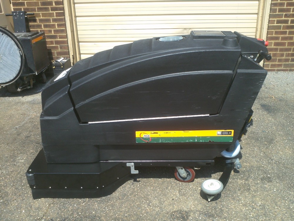 RECONDITIONED NSS WRANGLER 3330 Floor Scrubber , 33-inch under 800Hours