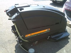 RECONDITIONED NSS WRANGLER 3330 Floor Scrubber , 33-inch under 800Hours