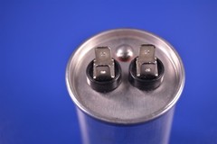 SK 15uF µF mF mFD 5% 450Vac @ 50/60Hz. Motor Start Capacitor P/N: DB-HSFPU