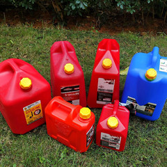 4 Pack Gas Can Cap Replacement High Compatibility, Fits Most 1/2/3/5/10 Gallon G