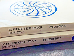 2 NEW BOXES OF 100, GRAPHIC CONTROLS, PN-20859692, RECORDING CHARTS, 500P1225-7
