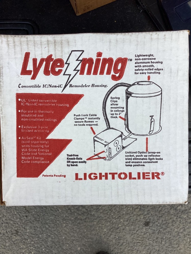 Lightolier Lytening 1004ICR Recessed Downlight Lytecaster Frame-in-Kit Lightning
