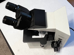 Olympus CH30RF100 Binocular Microscope w/Objectives 4x 10x 40x 100x