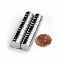 Super Strong N35 Round Disc Neodymium Mini Fridge Magnets Rare Earth 4 X 2 mm