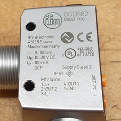 ifm OGD582 Laser Range Sensor, 8-150cm, 10-30V, 100mA – NEW