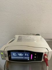 Masimo SET Radical-7 Rainbow Signal Extraction Handheld Pulse CO-Oximeter