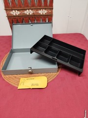 MMF Industries Grey Metal Cash Box With Tray And Keys 11.5 In X7.75 In EUC