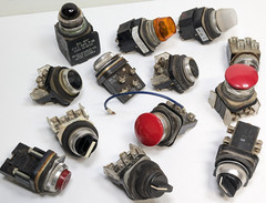 Lot of 13 Various Vintage Allen-Bradley 800T Switches Lights Contact Blocks Etc