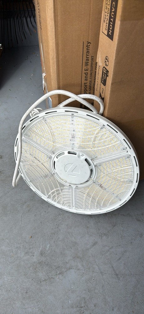 Lithonia Lighting Rebl LED Round High Bay Switchable White Light UVolt 15 Inch