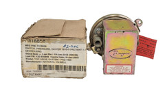 *NEW IN BOX* DWYER PRESSURE SWITCH 1910-0-PRESET
