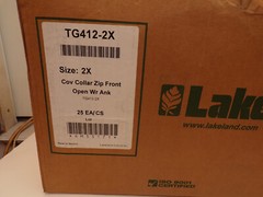 1 Case of 25 2xXL Disposable LAKELAND TG412 2x Protective suit Collar, ZIp Front