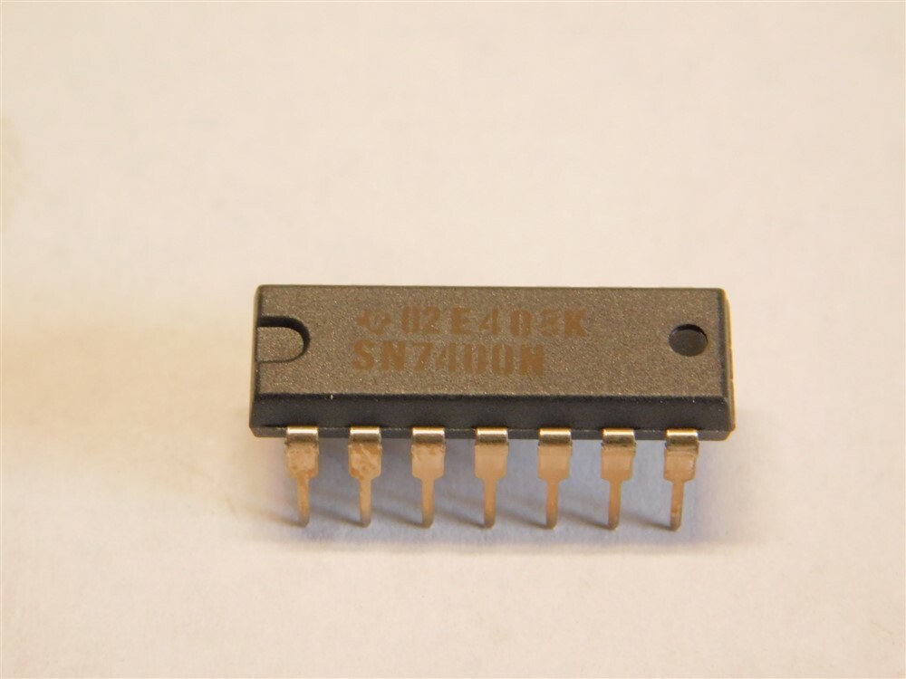 5 Texas Instruments SN7400N Quadruple 2-Input Positive-NAND Gates ICs 14-PDIP